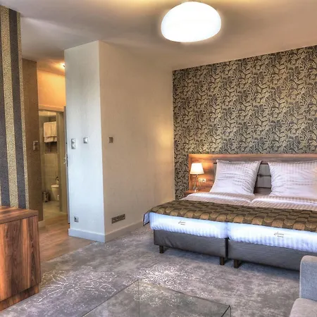 Miodowa Hotel 3*