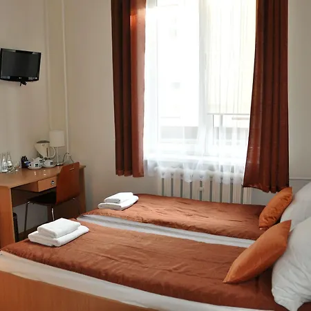 Maly Aparthotel 2*