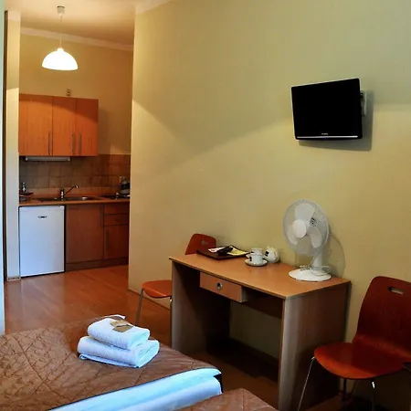 Maly Aparthotel 2*