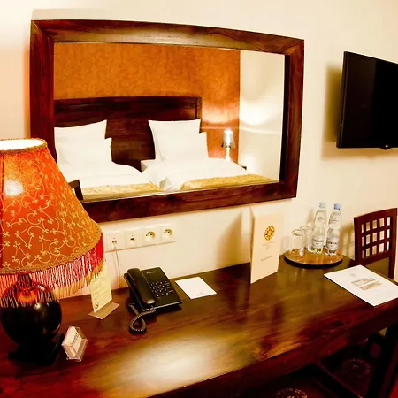 Columbus Hotel 3*