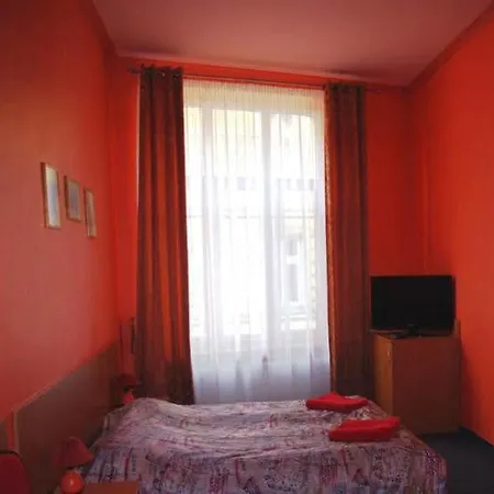Bed & Breakfast Tournet 2*