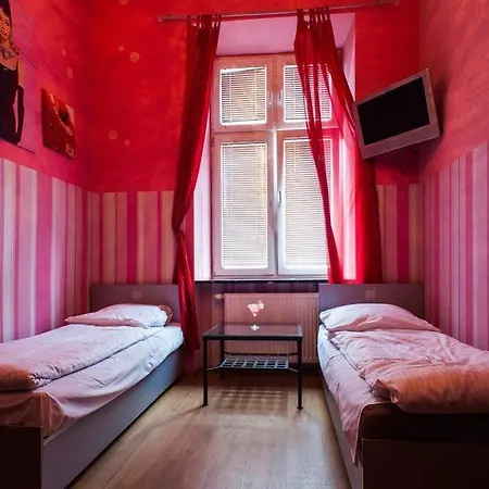 Aparthotel Kadetus 2*