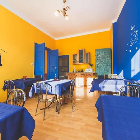 Hostel Tara