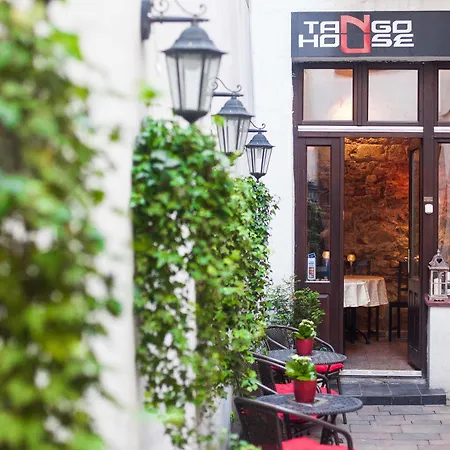 Tango House Bed & Breakfast
