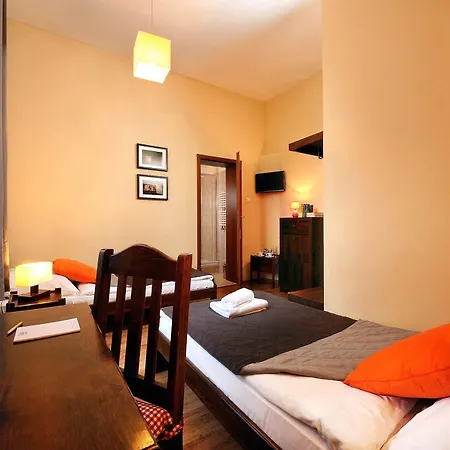 Aparthotel Siesta 2*