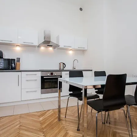 Apartament Barbican House