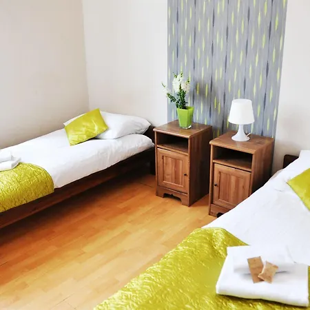 Station Aparthotel 2*