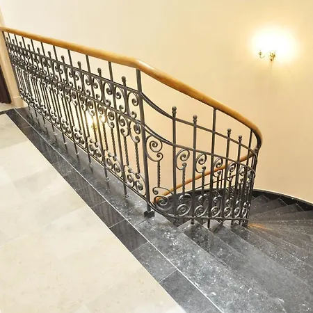 Dom Gościnny Agh Sienkiewiczówka Nocleg ze śniadaniem