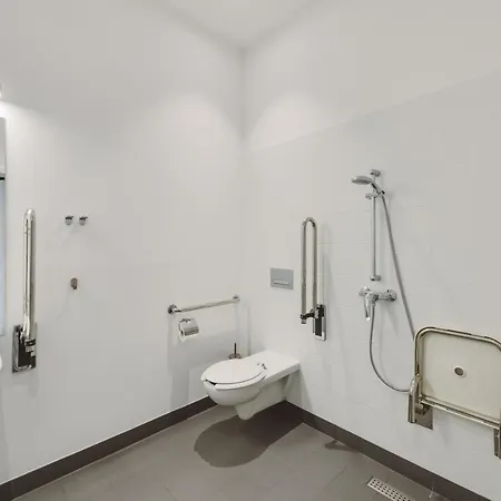 17 Aparthotel