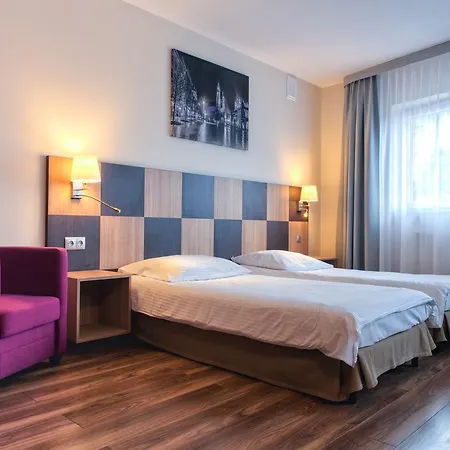 Hotel H6 Major Travel & Business, Free Parking 3*