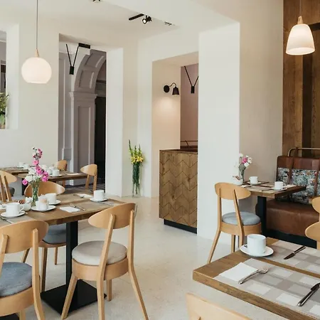 Avena Boutique By Artery 4*