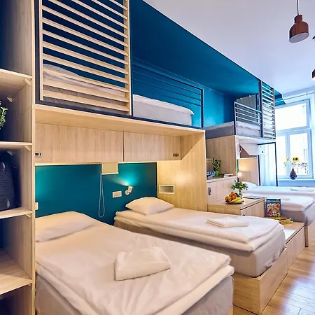 Ostello Draggo House *