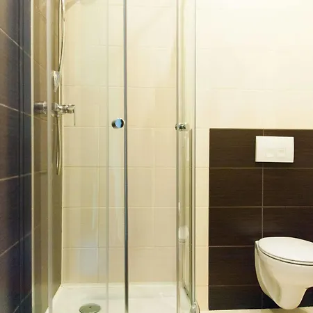Apartment Old Town Luxe Retreat - King Bed - Steps To Main Square *