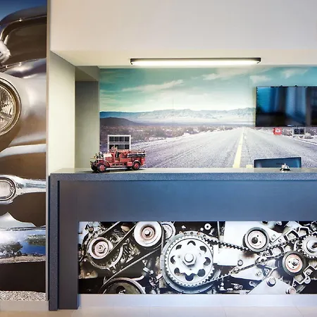 Hotell Automobil 3*