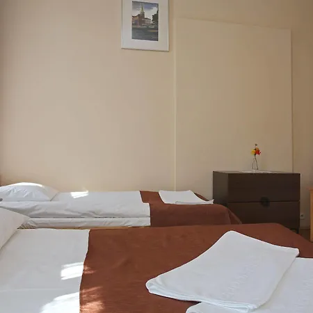 Enigma Hostal *