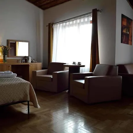 Pergamin 3* Krakow