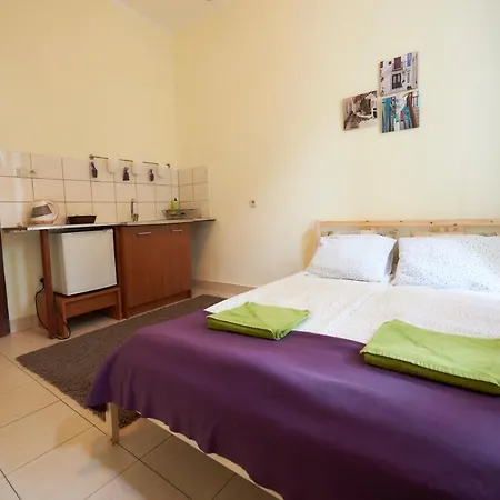 Apartment Pijarska 3