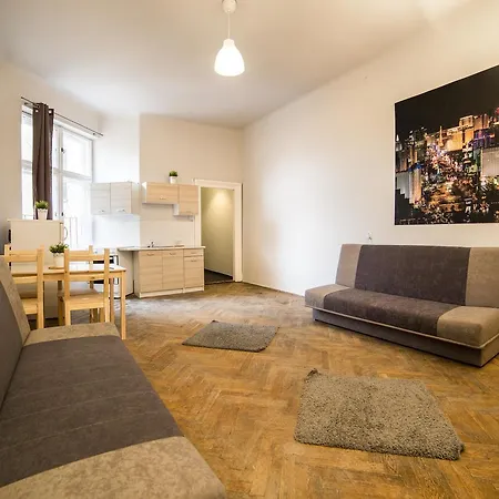 Pijarska 3 Apartment *