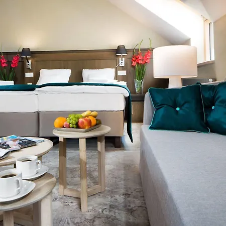 Hotel Residence Szary 3*