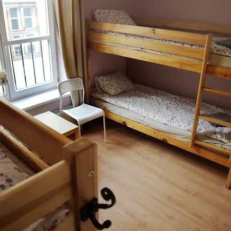 Hostel Heynow Rooms, And In Center *