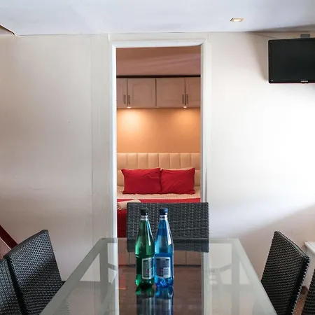 Aparthotel La Fontaine
