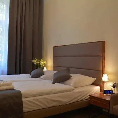 Old Town 3*