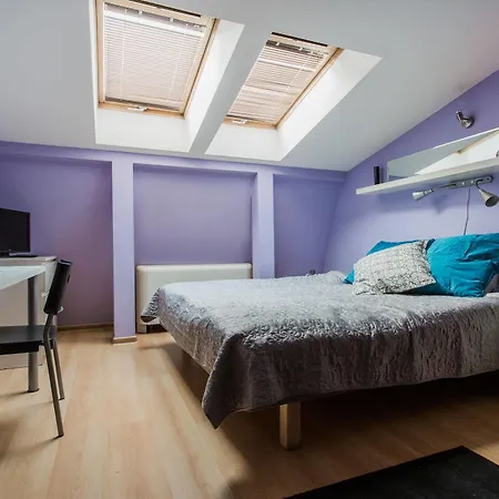 Apartwawel Hotel 5*