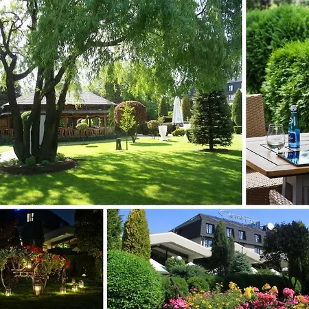 Hotel Booking Crown Piast & Spa