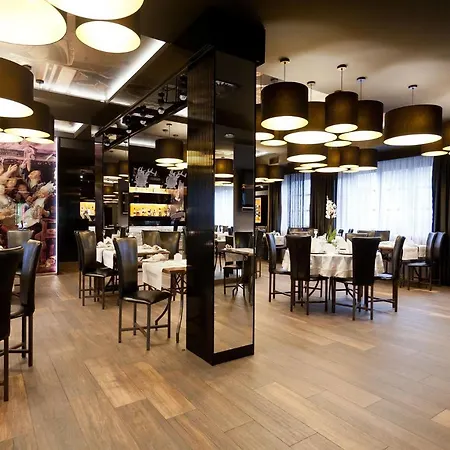Aparthotel Kontrast