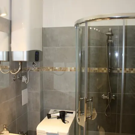 Apartment Place 4 *