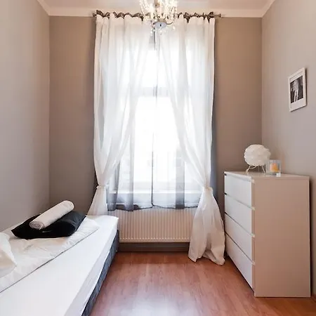 Hotel apartamentowy Nobel