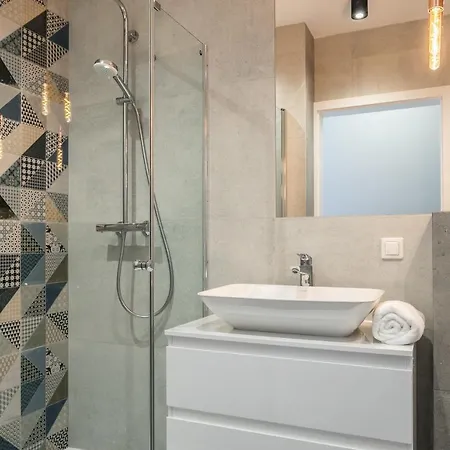 Jacuzzi Party & Event Space Up To 40 * Krakow