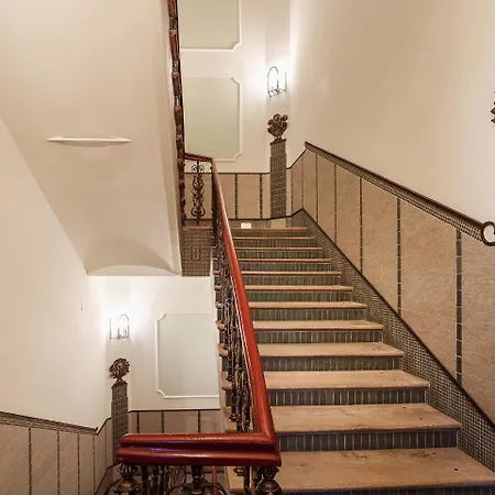 Elegant 2* Krakow
