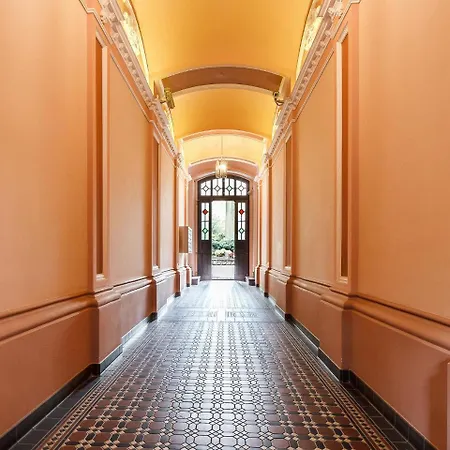 Elegant 2*