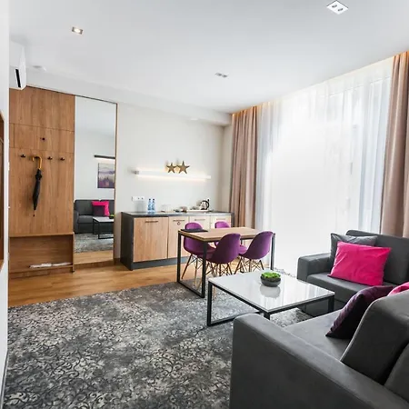 K4 Aparthotel