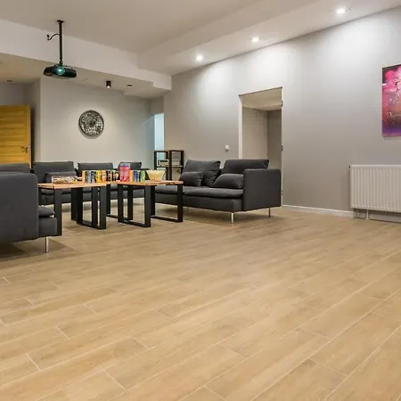 Jacuzzi Party & Event Space Up To 40 Apartment *