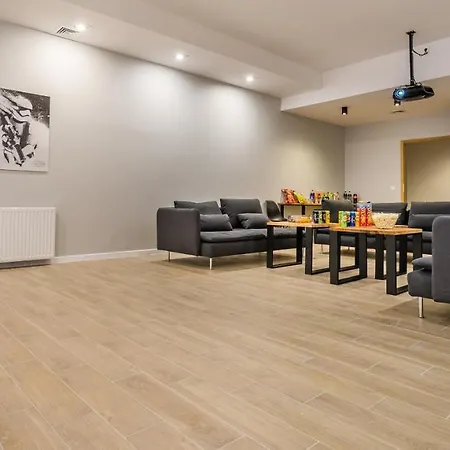 Jacuzzi Party & Event Space Up To 40 * Krakow