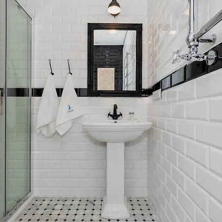 Apartment Starowislna Kazimierz Cracow By Renters