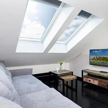 Starowislna Kazimierz Cracow By Renters Apartment
