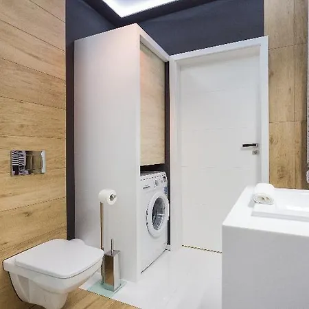 Inpoint View Hotel 3*