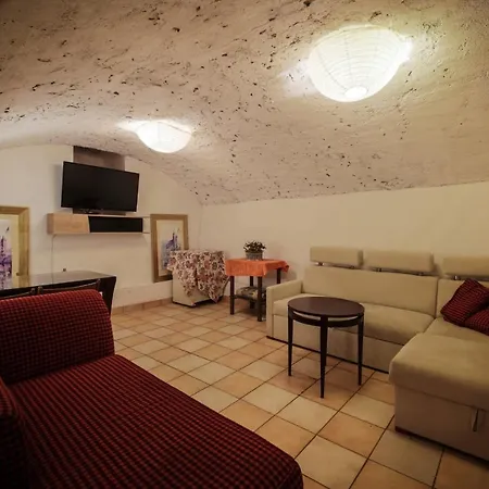 Red Carpet Hostel