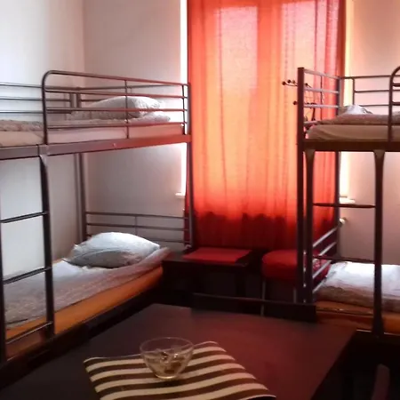 Art Hostal