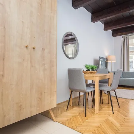 Apartament Barbican House