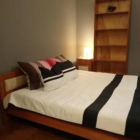 Words & Swords Homestay *