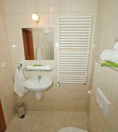 Hotel H6 Major Travel & Business, Free Parking Krakau