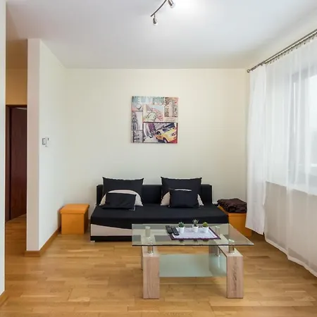Apartment Nad Wisla Z Basenem