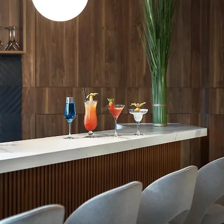 Metropolo By Golden Tulip 4*