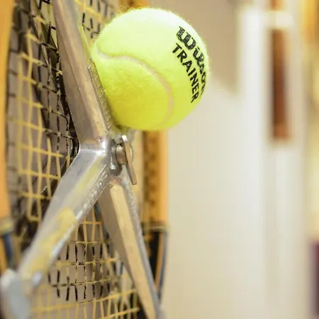 Aga Tenis By Radwanska 4* 크라쿠프