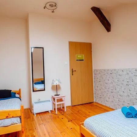 Hostel T&t &