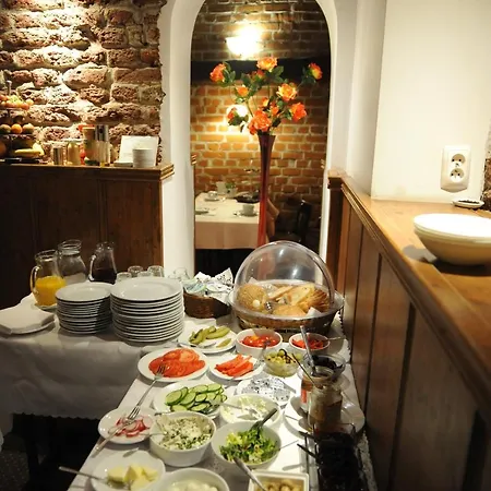 Dom Casimi Bed & Breakfast 3*